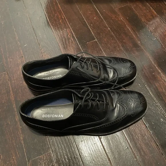 Bostonian Men’s Size 10 Black Dress Shoes - Picture 3 of 7